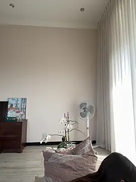 Snapshot of Hott_Lolla chatting on 13, 9, 2025 Hott Lolla online show from 13, 9, 2025