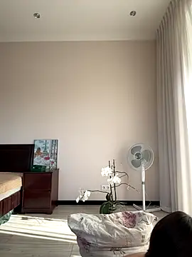 Snapshot of Hott_Lolla chatting on 14, 9, 2025 Hott Lolla online show from 14, 9, 2025