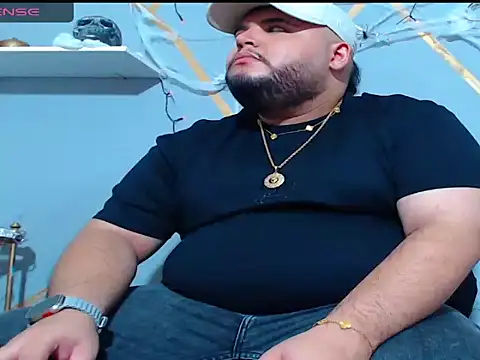 Snapshot of damian_chubby chatting on 26, 10, 2025 damian chubby online show from 26, 10, 2025
