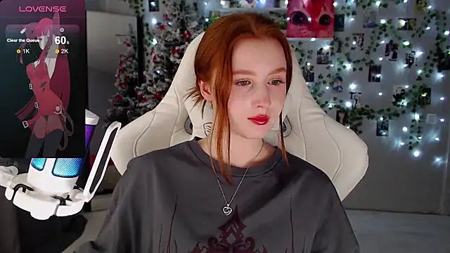 Snapshot of Meow_babe chatting on 15, 12, 2024 Meow babe online show from 15, 12, 2024
