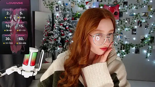 Snapshot of Meow_babe chatting on 19, 12, 2024 Meow babe online show from 19, 12, 2024