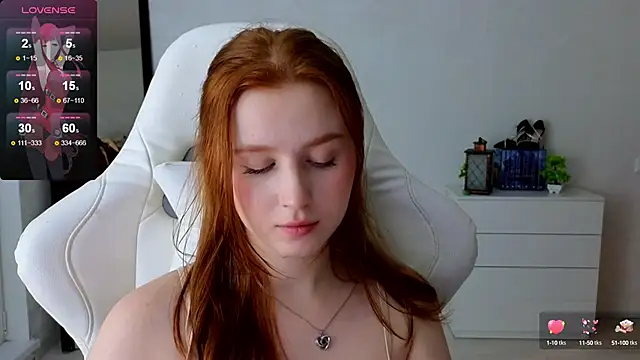 Snapshot of Meow_babe chatting on 11, 1, 2025 Meow babe online show from 11, 1, 2025