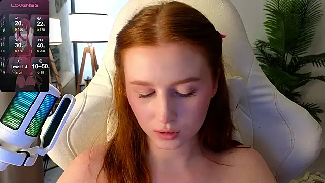 Snapshot of Meow_babe chatting on 22, 2, 2025 Meow babe online show from 22, 2, 2025