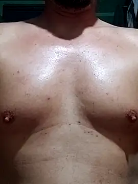 Snapshot of Cris29_84 chatting on 5, 4, 2026 Cris29 84 online show from 5, 4, 2026