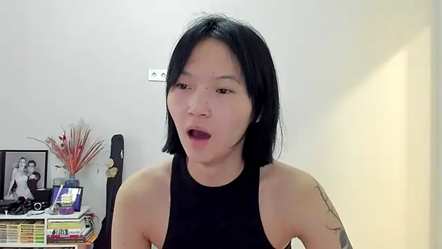 Snapshot of ailey_chao chatting on 12, 2, 2026 ailey chao online show from 12, 2, 2026