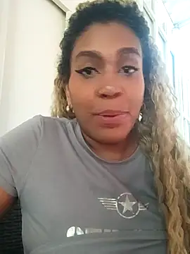 ELLA KELLY online show from 21, 10, 2025