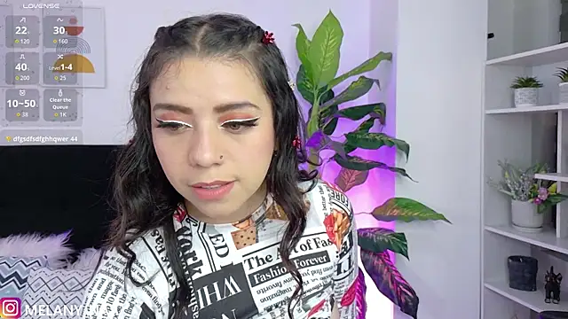 Snapshot of melany_naa chatting on 26, 10, 2025 melany naa online show from 26, 10, 2025