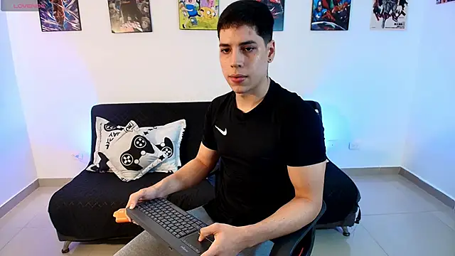 jonathanjoestar  online show from 30, 4, 2026