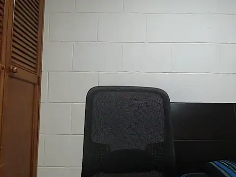 dimitriquiet05 online show from 7, 4, 2026