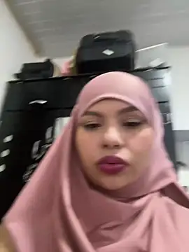 lalilamassu1 online show from 11, 3, 2025