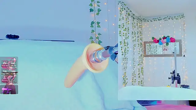 Snapshot of Tiffanny_Love_ chatting on 1, 10, 2025 Tiffanny Love  online show from 1, 10, 2025