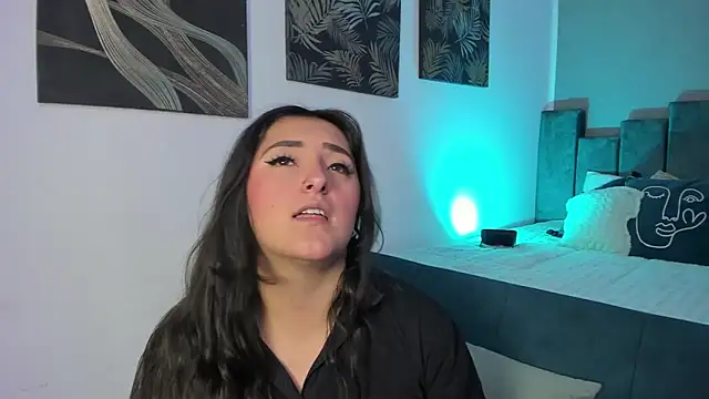Snapshot of Kathia_Morelli chatting on 24, 9, 2025 Kathia Morelli online show from 24, 9, 2025