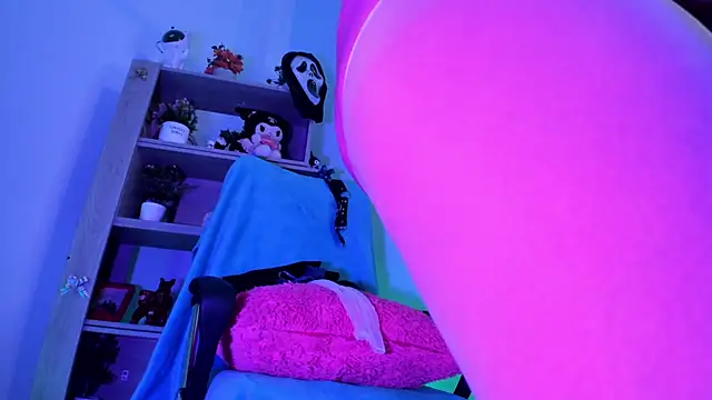 kuromi69 online show from 26, 6, 2026