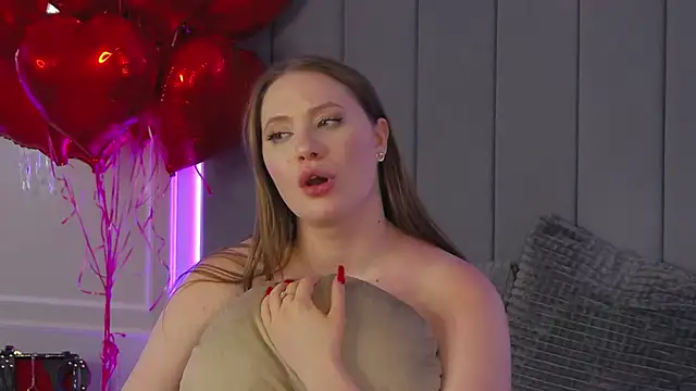 Snapshot of ChloeMarsch chatting on 15, 2, 2025 ChloeMarsch online show from 15, 2, 2025