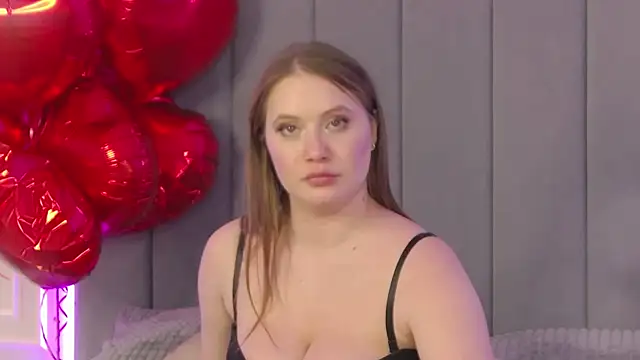 Snapshot of ChloeMarsch chatting on 19, 2, 2025 ChloeMarsch online show from 19, 2, 2025