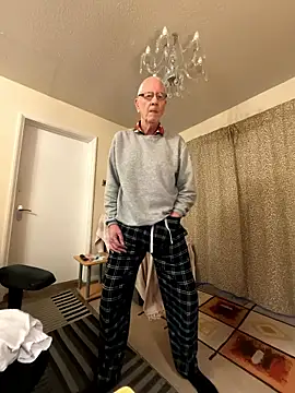 Snapshot of cutaboverest chatting on 11, 1, 2026 cutaboverest online show from 11, 1, 2026