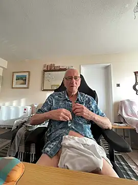 Snapshot of cutaboverest chatting on 13, 2, 2026 cutaboverest online show from 13, 2, 2026