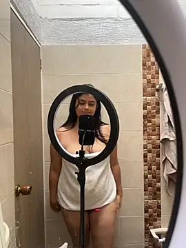 Stephania 18 online show from 16, 11, 2025