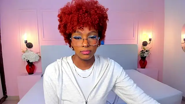 Snapshot of LiannaDixon chatting on 28, 1, 2025 LiannaDixon online show from 28, 1, 2025