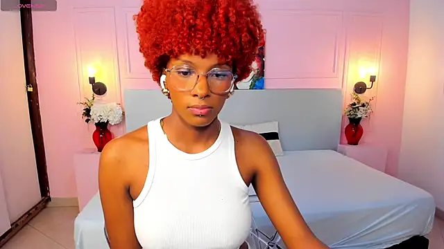 Snapshot of LiannaDixon chatting on 1, 2, 2025 LiannaDixon online show from 1, 2, 2025