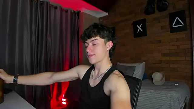 Snapshot of Ares_Dickson chatting on 8, 2, 2025 Ares Dickson online show from 8, 2, 2025