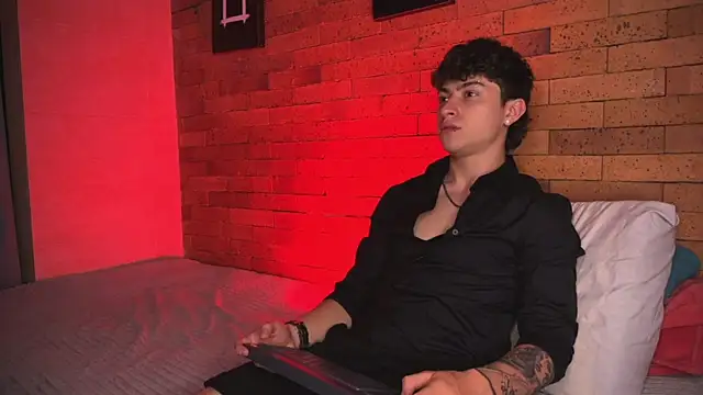 Snapshot of Ares_Dickson chatting on 16, 3, 2025 Ares Dickson online show from 16, 3, 2025