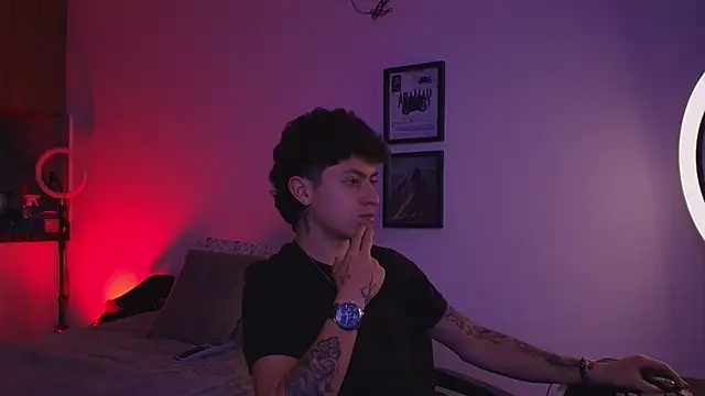 Snapshot of Ares_Dickson chatting on 9, 9, 2025 Ares Dickson online show from 9, 9, 2025
