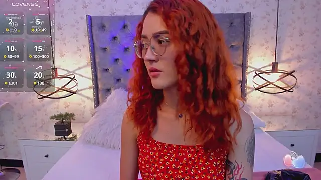 Snapshot of MiaWinx chatting on 30, 1, 2025 MiaWinx online show from 30, 1, 2025