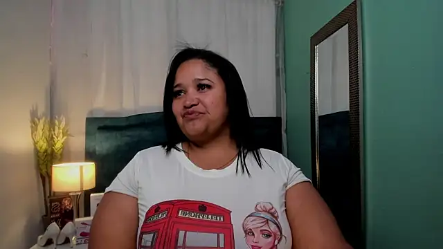 Busty Juicy online show from 30, 1, 2025