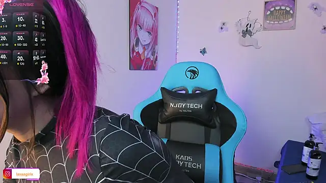 Julieta cott online show from 10, 10, 2025