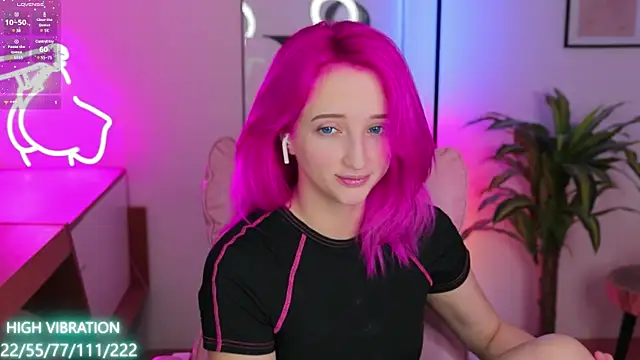 Selena Lily online show from 30, 1, 2025