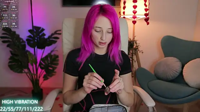 Selena Lily online show from 23, 2, 2025