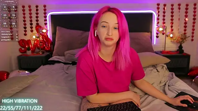 Selena Lily online show from 3, 3, 2025