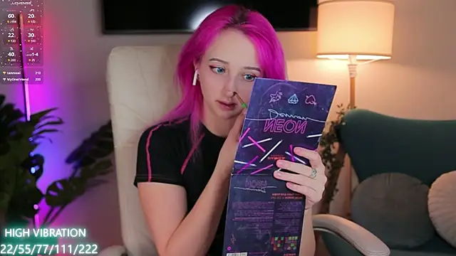 Selena Lily online show from 15, 3, 2025