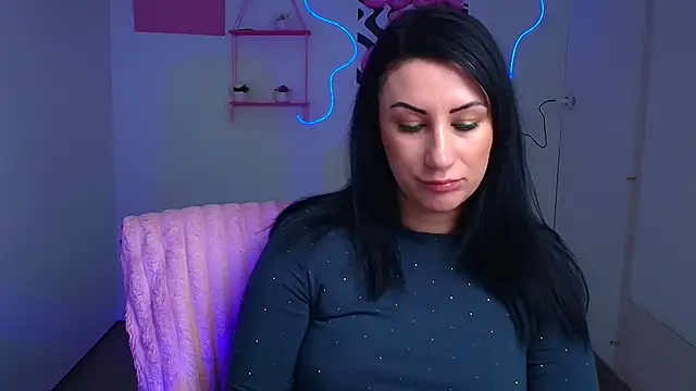 Loren Moa online show from 20, 12, 2025