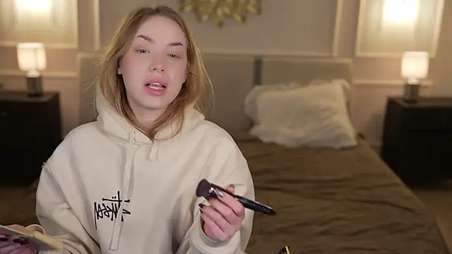 Linda054 online show from 1, 2, 2026