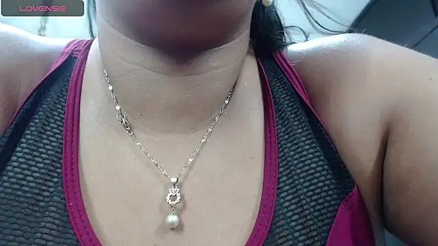 ozuna sex online show from 23, 10, 2025