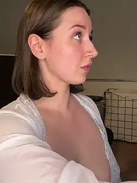 nerdynina online show from 4, 2, 2025