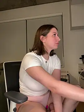 nerdynina online show from 12, 2, 2025