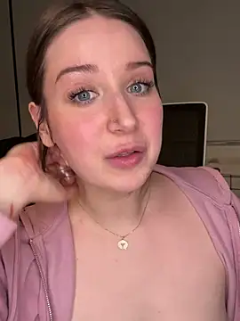 nerdynina online show from 21, 2, 2025