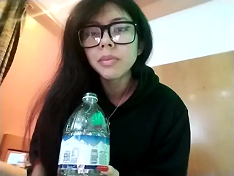 Snapshot of chinanochina chatting on 2, 12, 2024 chinanochina online show from 2, 12, 2024
