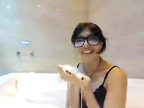 Snapshot of chinanochina chatting on 9, 12, 2024 chinanochina online show from 9, 12, 2024
