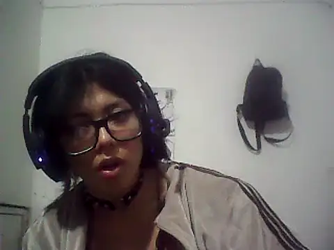 Snapshot of chinanochina chatting on 5, 3, 2025 chinanochina online show from 5, 3, 2025