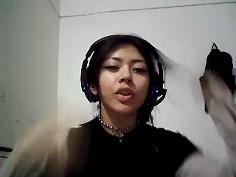 Snapshot of chinanochina chatting on 9, 3, 2025 chinanochina online show from 9, 3, 2025