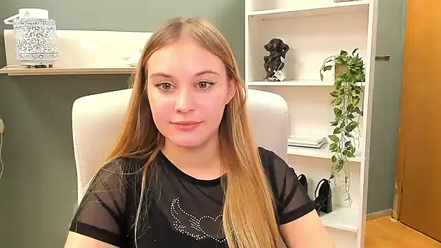 kitty valeria online show from 29, 12, 2024