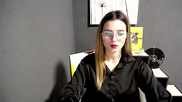 lady olivia  online show from 7, 11, 2025