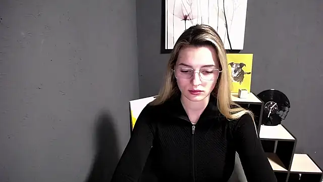 Snapshot of lady_olivia_ chatting on 4, 3, 2026 lady olivia online show from 4, 3, 2026