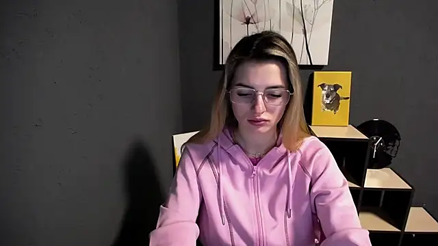 Snapshot of lady_olivia_ chatting on 10, 4, 2026 lady olivia online show from 10, 4, 2026