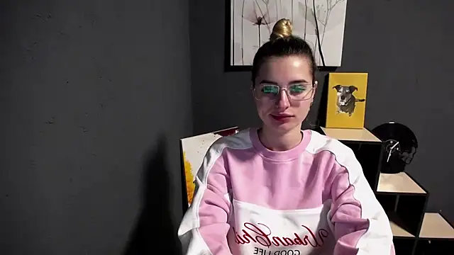 Snapshot of lady_olivia_ chatting on 11, 4, 2026 lady olivia online show from 11, 4, 2026