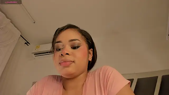 Samanntha Rose online show from 18, 12, 2025